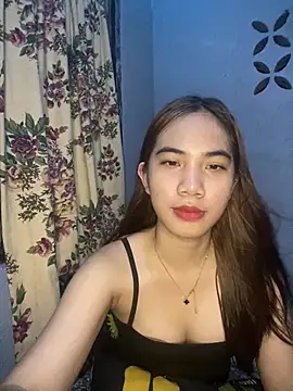 Snapshot of Shy_SexyLady chatting on 04/04/26, 11:51 Shy SexyLady online show from 04/04/26, 11:51