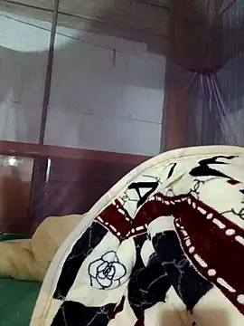 LucyyLy online show from 11/26/25, 12:33