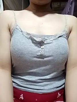 LucyyLy online show from 04/09/26, 12:32