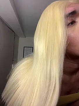 sissielil online show from 09/19/25, 02:18