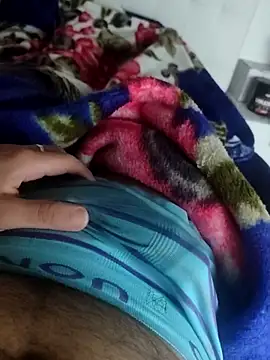 Snapshot of Yazaza1999 chatting on 09/30/25, 09:53 Yazaza1999 online show from 09/30/25, 09:53