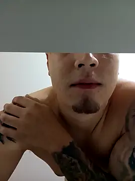 Snapshot of Brhryan chatting on 10/05/25, 09:45 Brhryan online show from 10/05/25, 09:45