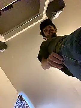 Pedro98801 online show from 10/17/25, 05:15