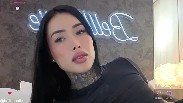 belllbonniie online show from 05/18/26, 11:32