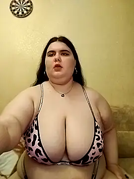 Snapshot of Vllada_Brattz chatting on 05/15/26, 08:49 Vllada Brattz online show from 05/15/26, 08:49