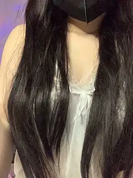 swallow-nice online show from 11/24/25, 03:56