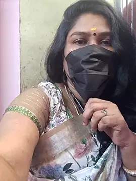 Snapshot of Tamil_Azhaghi25 chatting on 01/08/26, 06:16 Tamil Azhaghi25 online show from 01/08/26, 06:16