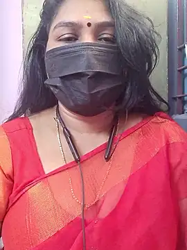 Snapshot of Tamil_Azhaghi25 chatting on 01/14/26, 05:57 Tamil Azhaghi25 online show from 01/14/26, 05:57