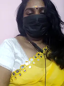 Snapshot of Tamil_Azhaghi25 chatting on 02/07/26, 07:06 Tamil Azhaghi25 online show from 02/07/26, 07:06