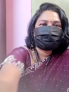 Snapshot of Tamil_Azhaghi25 chatting on 05/19/26, 05:47 Tamil Azhaghi25 online show from 05/19/26, 05:47