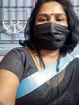 Snapshot of Tamil_Azhaghi25 chatting on 06/17/26, 06:31 Tamil Azhaghi25 online show from 06/17/26, 06:31