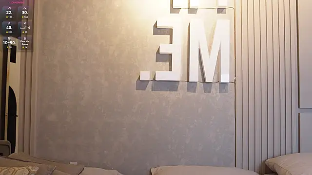 Tayler Kim online show from 09/13/25, 12:27