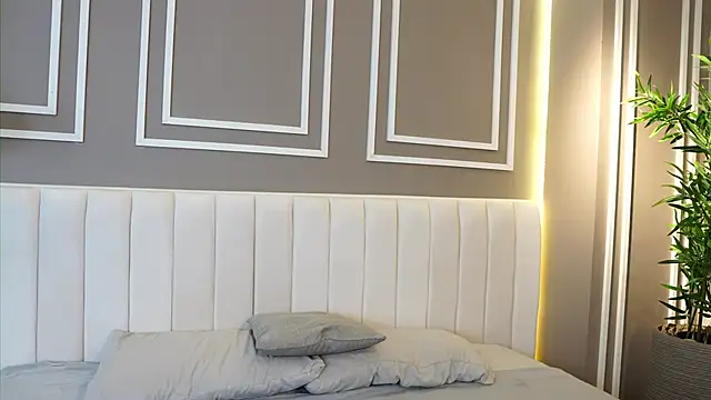 Tayler Kim online show from 11/15/25, 06:26