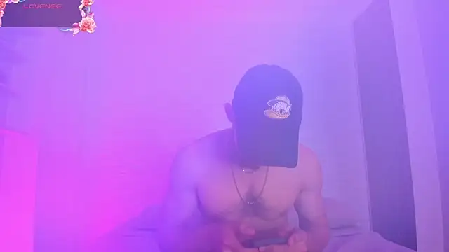 TyagoRoberts online show from 10/18/25, 12:39