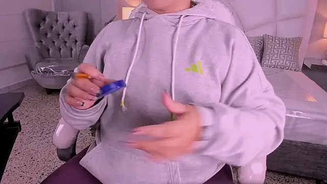 Snapshot of Miss_Francheska chatting on 02/18/26, 12:12 Miss Francheska online show from 02/18/26, 12:12