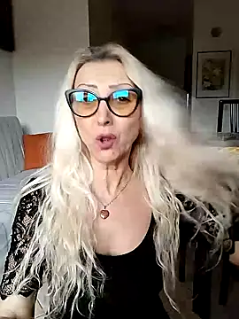  sexyBLONDE46  online show from 02/04/26, 10:21