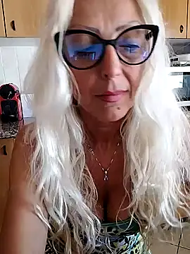 Snapshot of _sexyBLONDE46_ chatting on 07/05/26, 04:14 sexyBLONDE46 online show from 07/05/26, 04:14
