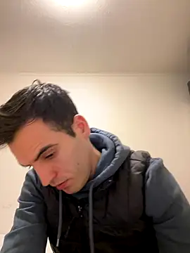 Snapshot of dino2603 chatting on 11/06/25, 10:10 dino2603 online show from 11/06/25, 10:10