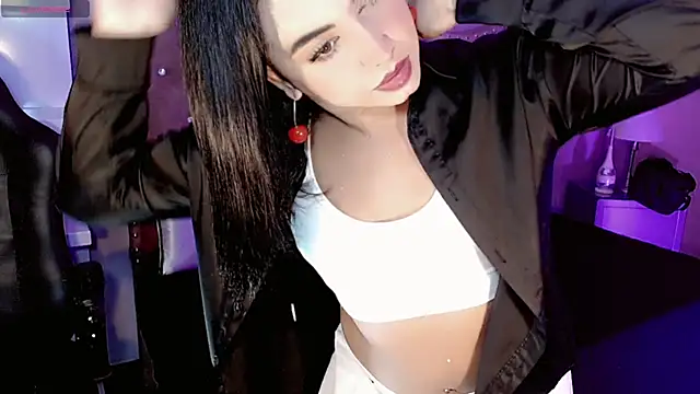 Valeria Swett  online show from 09/29/25, 07:30