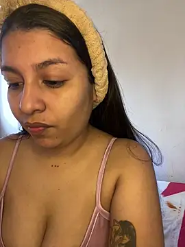 Snapshot of _Chloe_Smith chatting on 04/11/26, 03:49 Chloe Smith online show from 04/11/26, 03:49