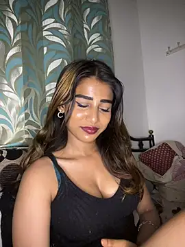 STRIP GLOW online show from 02/28/26, 07:48