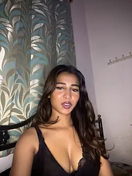 STRIP GLOW online show from 03/15/26, 06:36