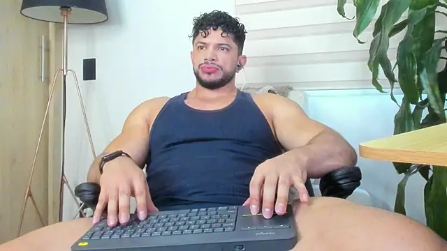 Snapshot of Erick_Thompsonx chatting on 07/10/26, 09:39 Erick Thompsonx online show from 07/10/26, 09:39