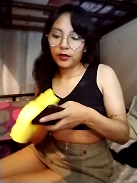 Regina Shine online show from 10/17/25, 11:18