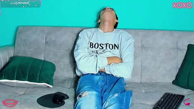 Maikol Ortiz online show from 10/08/25, 12:36