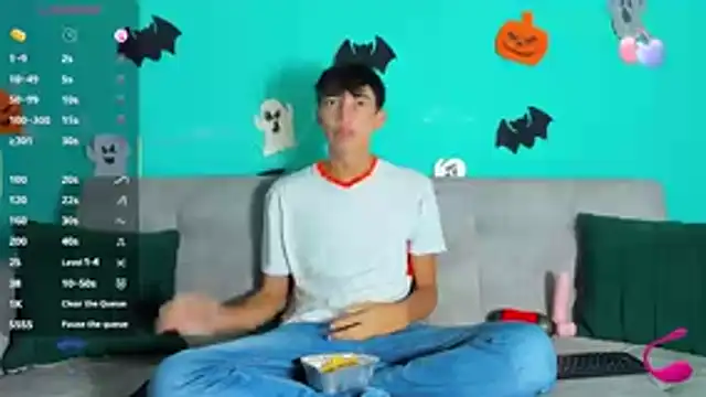 Maikol Ortiz online show from 10/28/25, 12:41