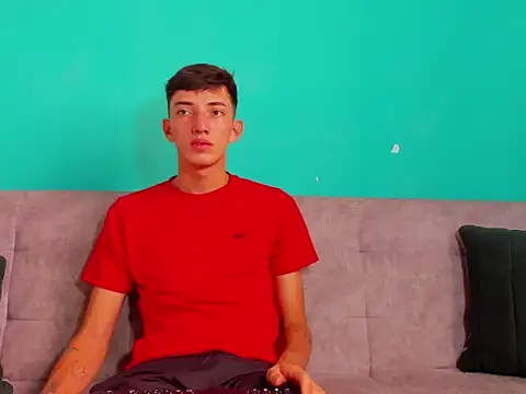 Maikol Ortiz online show from 02/11/26, 02:11