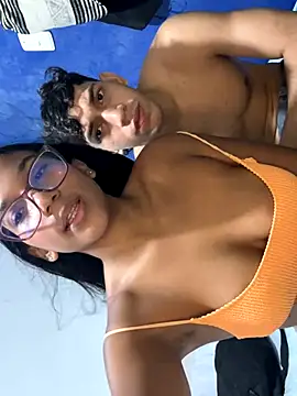 Snapshot of Andres-Andrea1922 chatting on 09/18/25, 08:22 Andres-Andrea1922 online show from 09/18/25, 08:22