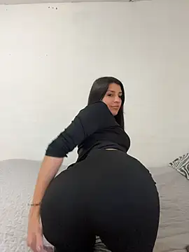 Snapshot of Wandiita chatting on 08/03/26, 08:34 Wandiita online show from 08/03/26, 08:34