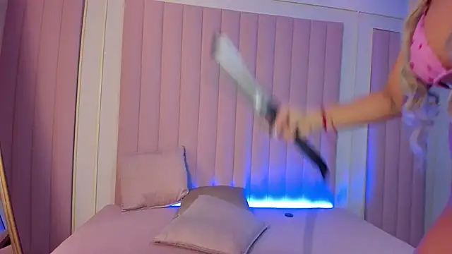 milaowens online show from 09/09/25, 10:48