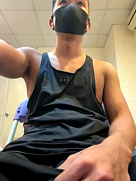 Snapshot of black_xun chatting on 10/07/25, 03:31 black xun online show from 10/07/25, 03:31