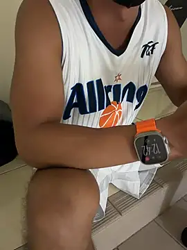 Snapshot of black_xun chatting on 06/25/26, 04:44 black xun online show from 06/25/26, 04:44
