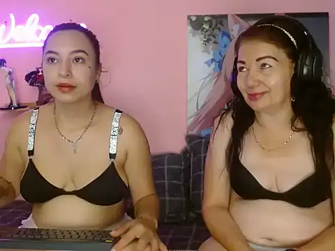 estefania 34 online show from 10/09/25, 08:07