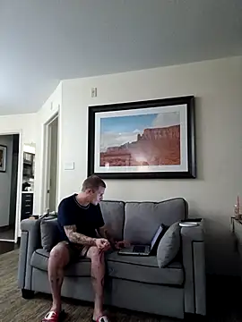 Snapshot of WWGD69 chatting on 10/14/25, 02:34 WWGD69 online show from 10/14/25, 02:34