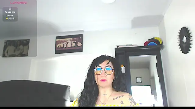 Vicky hotmilf online show from 10/30/25, 11:11