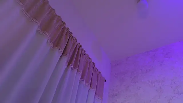 Mia and lexy online show from 05/11/26, 03:01