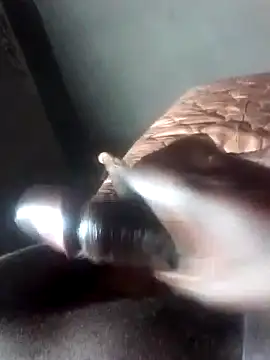 Snapshot of nbcouples chatting on 10/16/25, 07:26 nbcouples online show from 10/16/25, 07:26