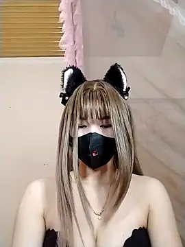 Snapshot of Helen69x chatting on 12/17/25, 04:02 Helen69x online show from 12/17/25, 04:02