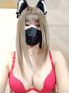 Snapshot of Helen69x chatting on 12/21/25, 03:08 Helen69x online show from 12/21/25, 03:08