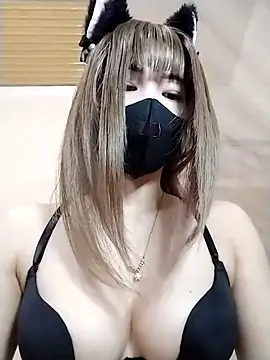 Snapshot of Helen69x chatting on 02/26/26, 01:04 Helen69x online show from 02/26/26, 01:04