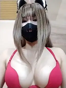 Snapshot of Helen69x chatting on 03/25/26, 01:44 Helen69x online show from 03/25/26, 01:44