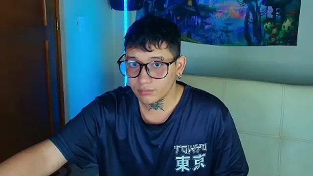 Snapshot of Zoldyck_420 chatting on 11/08/25, 06:02 Zoldyck 420 online show from 11/08/25, 06:02