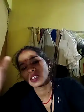 Snapshot of Jaya_Iyer chatting on 09/29/25, 02:55 Jaya Iyer online show from 09/29/25, 02:55