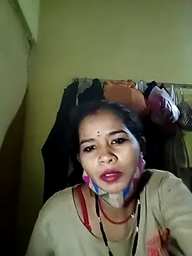 Snapshot of Jaya_Iyer chatting on 11/11/25, 02:28 Jaya Iyer online show from 11/11/25, 02:28