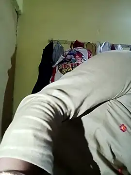 Snapshot of Jaya_Iyer chatting on 11/21/25, 12:26 Jaya Iyer online show from 11/21/25, 12:26