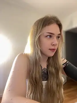 elliss  online show from 09/09/25, 05:51